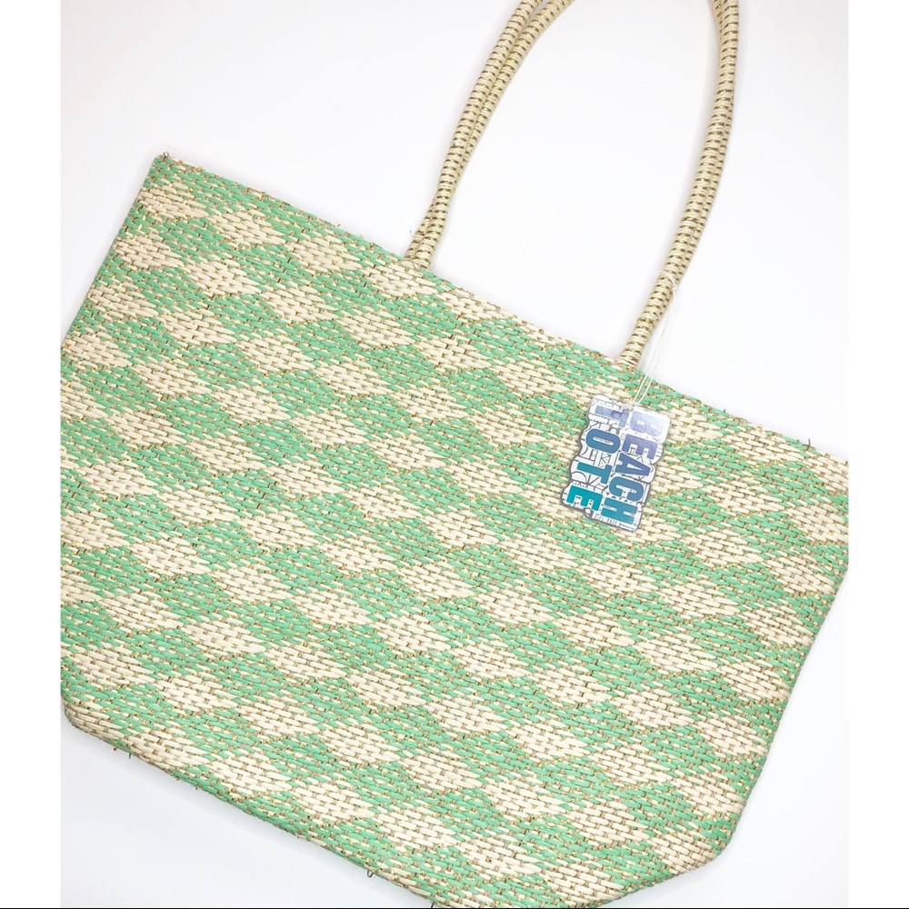 Beach Tote Textured Straw in Green/Cream